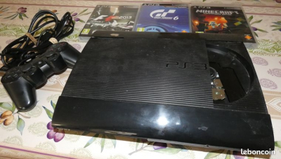 PlayStation3 1To + 3 jeux + Volant de course offert