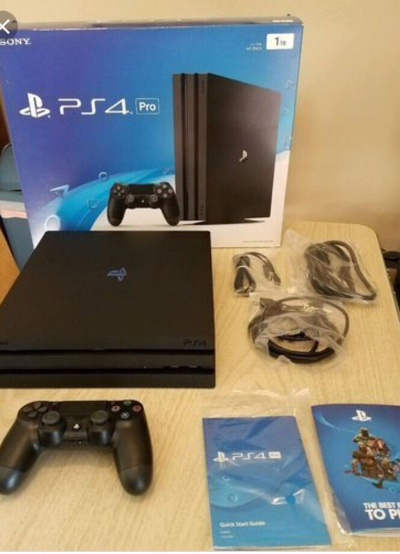 Sony Playstation 4 PRO 1TB