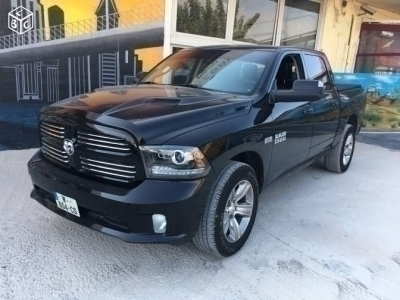 Dodge ram sport 2013 crew cab/cuir 4x4 etat neuf