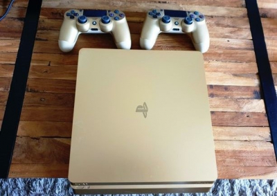 PS4 version limitée GOLD