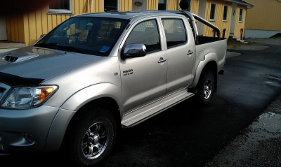 Toyota HiLux 3.0 D-4D pick up 4 portes 5 places