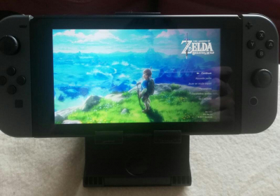 Nintendo SWITCH + ZELDA Breath of the Wild (+2 DLC) + Dragon Ball Fighter Z + Dragon Quest XI S