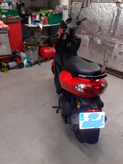 vends scooter 4T peugeot kisbee