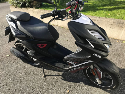 Scooter Yamaha Aerox Naked