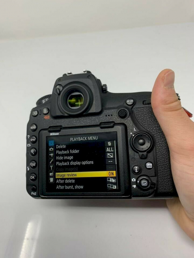 Appareil photo Nikon D850 en parfait état