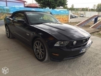 Ford mustang gt cabriolet 420 cv et 33000 km