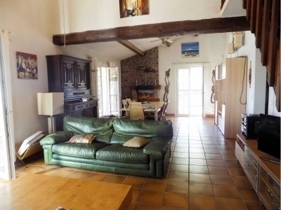 à vendre Maison 5 pièces ROQUEBRUNE SUR ARGENS