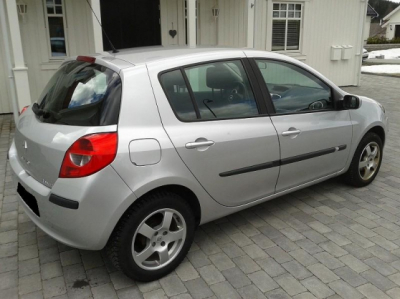 RENAULT Clio III Phase 3 1.5 DCI 85cv, 5