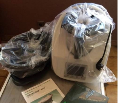 thermomix tm5 garanti + 3 livres + clef