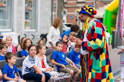 Spectacle de clown, animations de rue pour égayer votre arbre de Noël