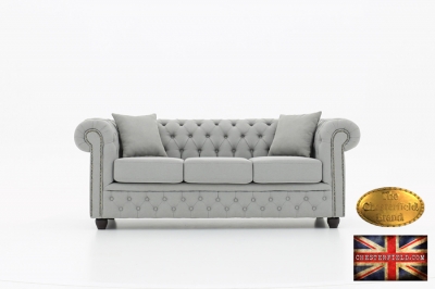 Canapé chesterfield en tissu gris clair 3 places