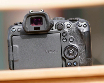 Canon EOS r6