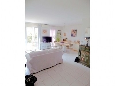 à vendre Maison 3 pièces ROQUEBRUNE SUR ARGENS