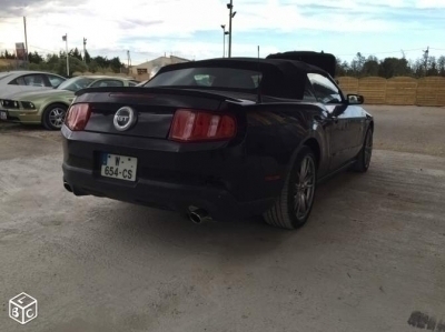 Ford mustang gt cabriolet 420 cv et 33000 km