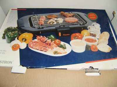 BARBECUE GRILL 