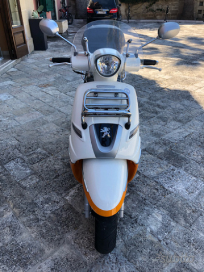 Scooter Peugeot DJANGO 125