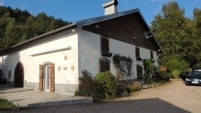 exceptionnelle propriété dans la montagne sur 3 hectares